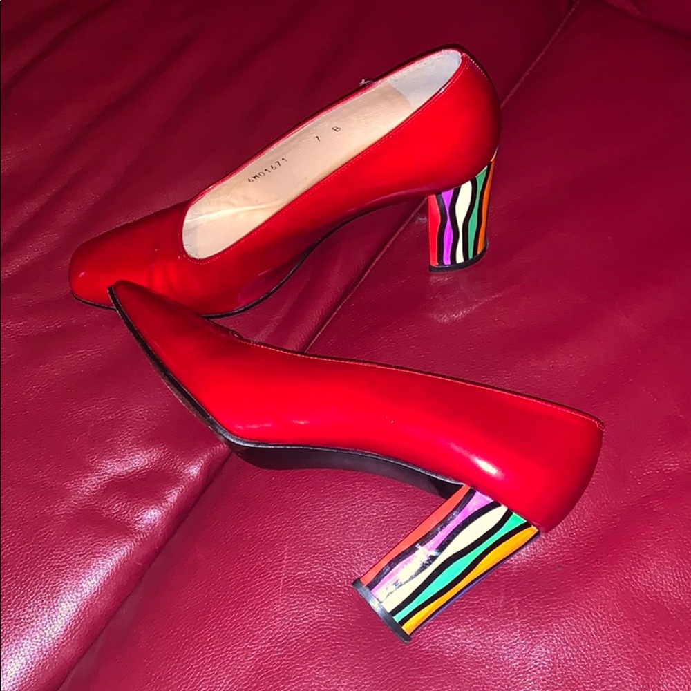 Stuart Weitzman Pumps